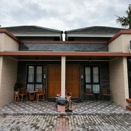 Premier Homestay Syariah Kalasan Exterior photo